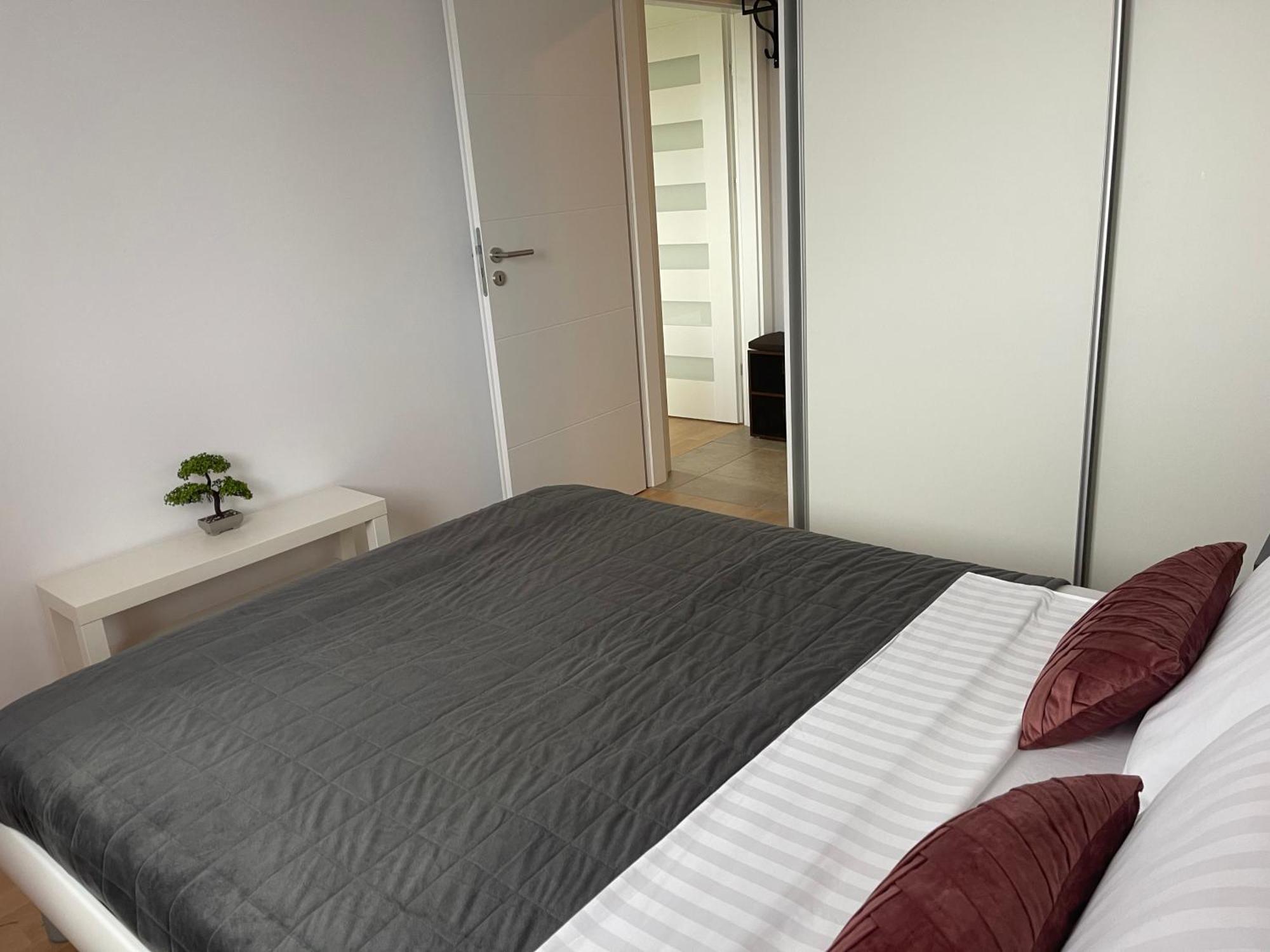 Luna,Central,Self-Check In,Ac,Wi-Fi, Washer,Free Parking Zaprešić Extérieur photo