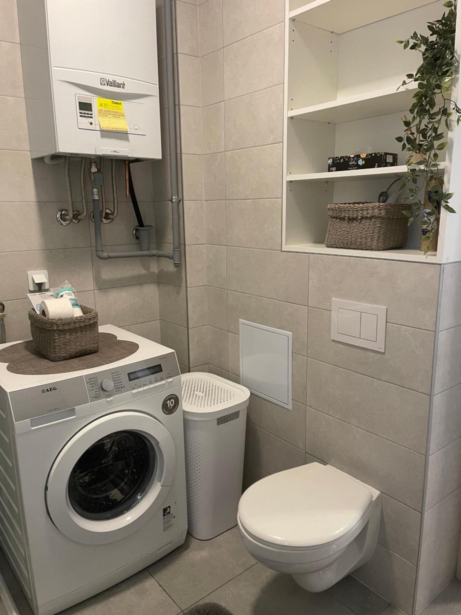 Luna,Central,Self-Check In,Ac,Wi-Fi, Washer,Free Parking Zaprešić Extérieur photo
